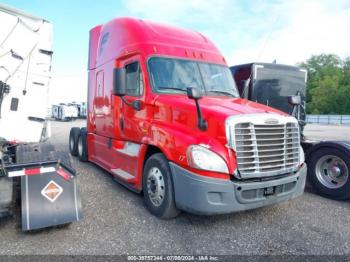  Salvage Freightliner Cascadia 125