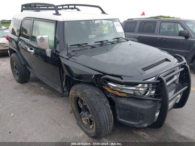  Salvage Toyota FJ Cruiser