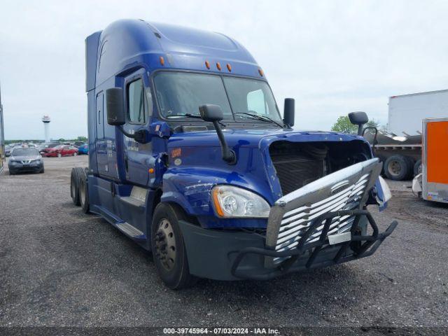  Salvage Freightliner Cascadia 125