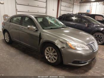  Salvage Chrysler 200