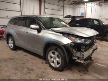  Salvage Toyota Highlander