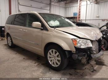  Salvage Chrysler Town & Country