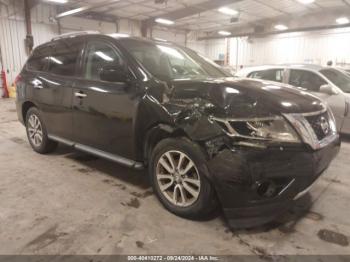  Salvage Nissan Pathfinder