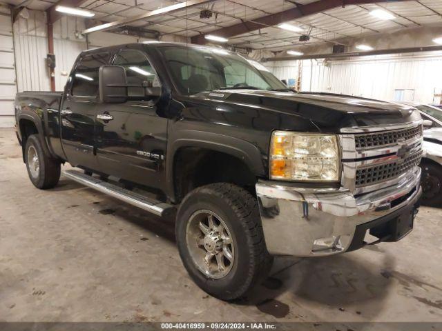  Salvage Chevrolet Silverado 2500