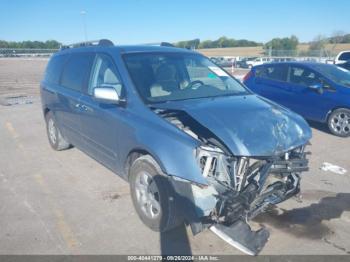  Salvage Kia Sedona