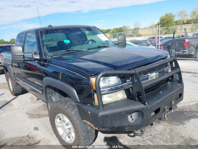  Salvage Chevrolet Silverado 2500