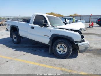  Salvage Chevrolet Silverado 2500