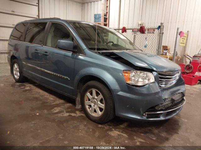  Salvage Chrysler Town & Country