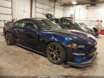  Salvage Ford Mustang