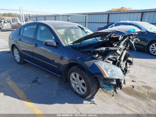  Salvage Nissan Maxima