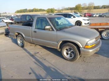  Salvage Chevrolet S-10