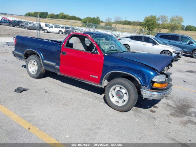  Salvage Chevrolet S-10