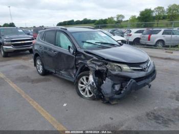  Salvage Toyota RAV4