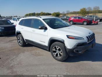  Salvage Jeep Cherokee