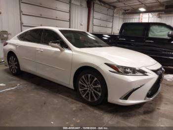  Salvage Lexus Es