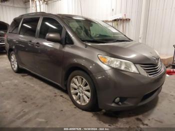  Salvage Toyota Sienna