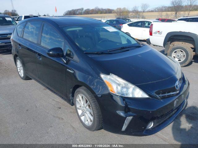  Salvage Toyota Prius v