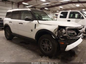  Salvage Ford Bronco