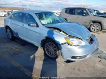  Salvage Chrysler 200