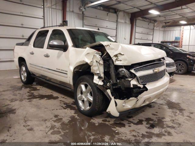  Salvage Chevrolet Avalanche 1500