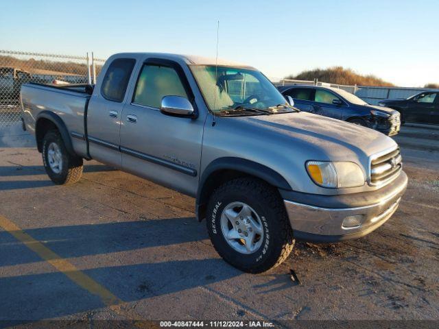  Salvage Toyota Tundra