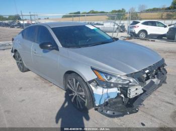  Salvage Nissan Altima