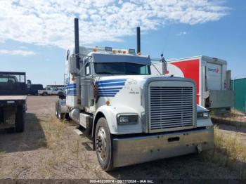  Salvage Freightliner Fld120