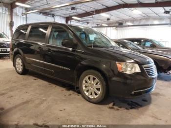  Salvage Chrysler Town & Country