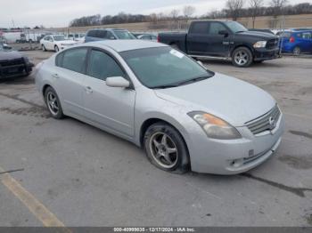  Salvage Nissan Altima