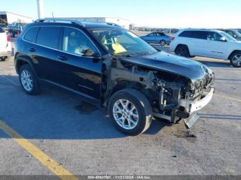  Salvage Jeep Cherokee