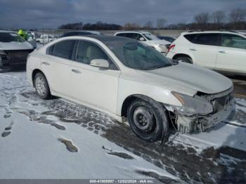  Salvage Nissan Maxima