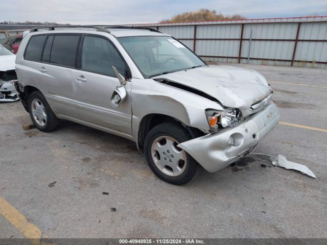  Salvage Toyota Highlander