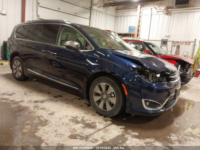  Salvage Chrysler Pacifica