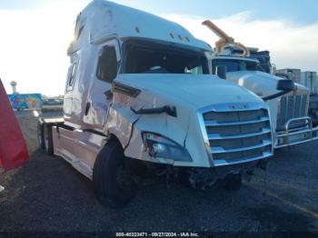  Salvage Freightliner New Cascadia 126