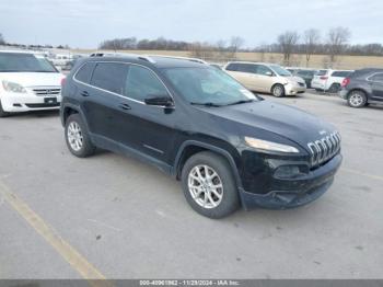  Salvage Jeep Cherokee