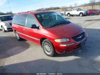  Salvage Chrysler Town & Country