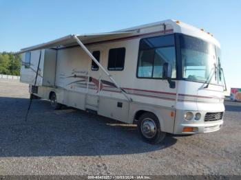  Salvage Winnebago 35ft