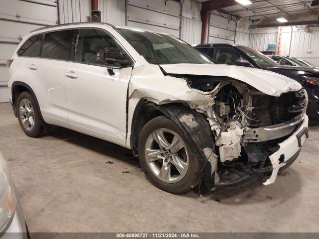  Salvage Toyota Highlander