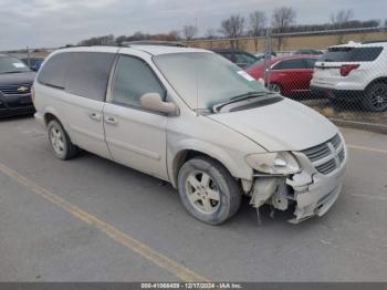  Salvage Dodge Grand Caravan