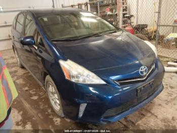  Salvage Toyota Prius v