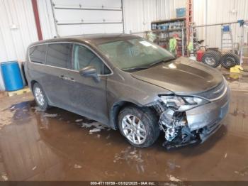  Salvage Chrysler Voyager