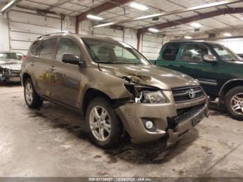  Salvage Toyota RAV4