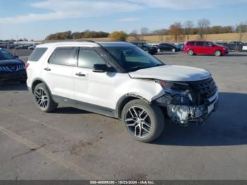  Salvage Ford Explorer