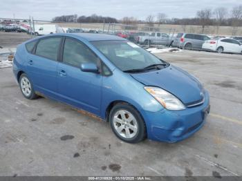  Salvage Toyota Prius