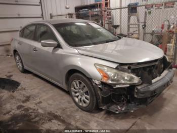  Salvage Nissan Altima