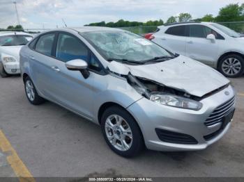  Salvage Ford Fiesta