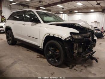  Salvage Jeep Grand Cherokee