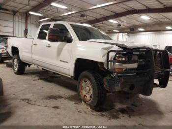  Salvage Chevrolet Silverado 2500