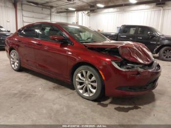  Salvage Chrysler 200