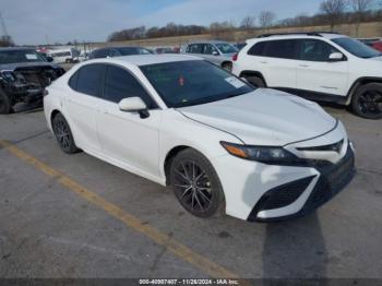  Salvage Toyota Camry